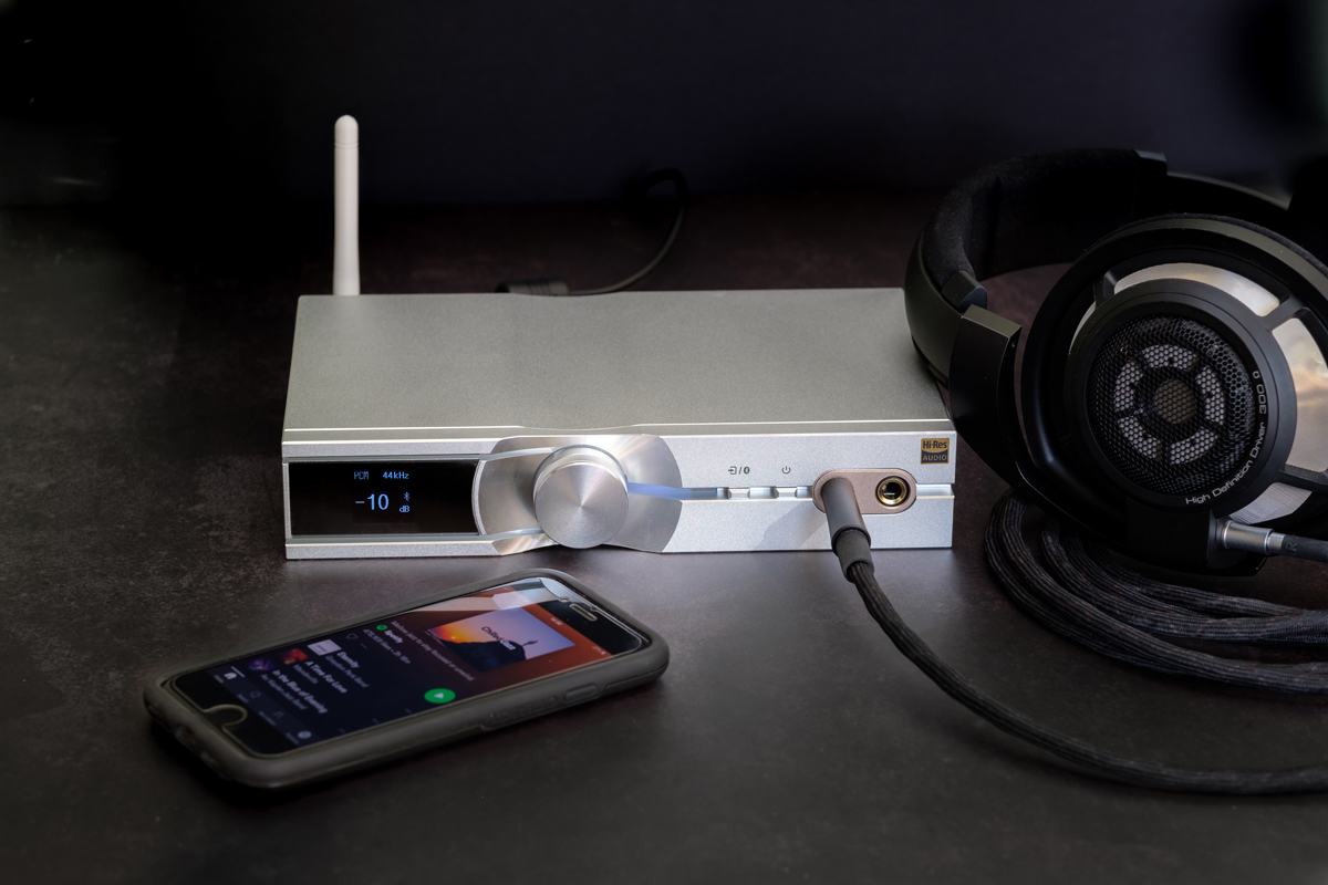 The NEO iDSD’s fully balanced, differential analogue circuit design makes the most of even the trickiest headphones